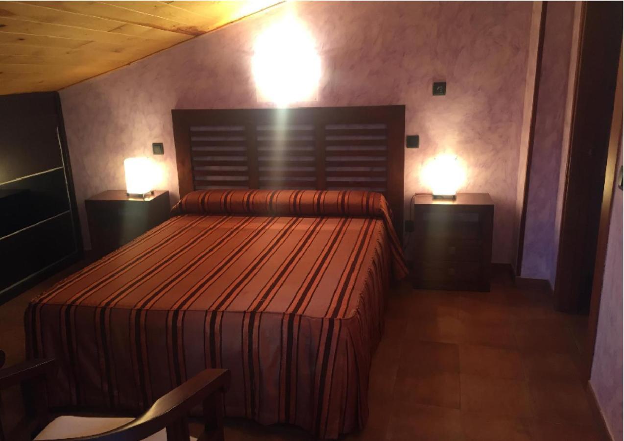 El Soportal De Uceda Hotel ภายนอก รูปภาพ