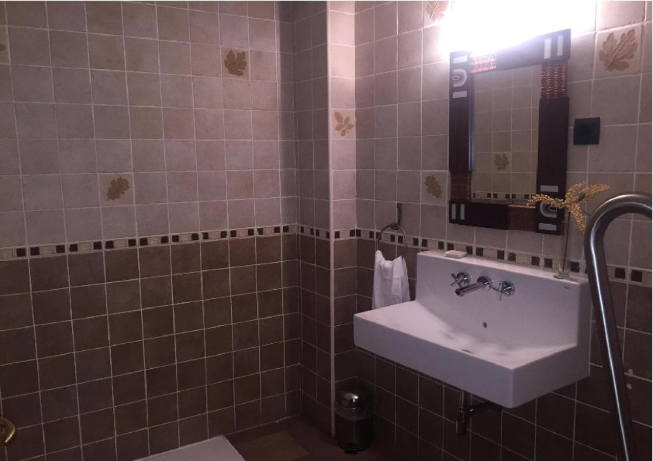 El Soportal De Uceda Hotel ภายนอก รูปภาพ